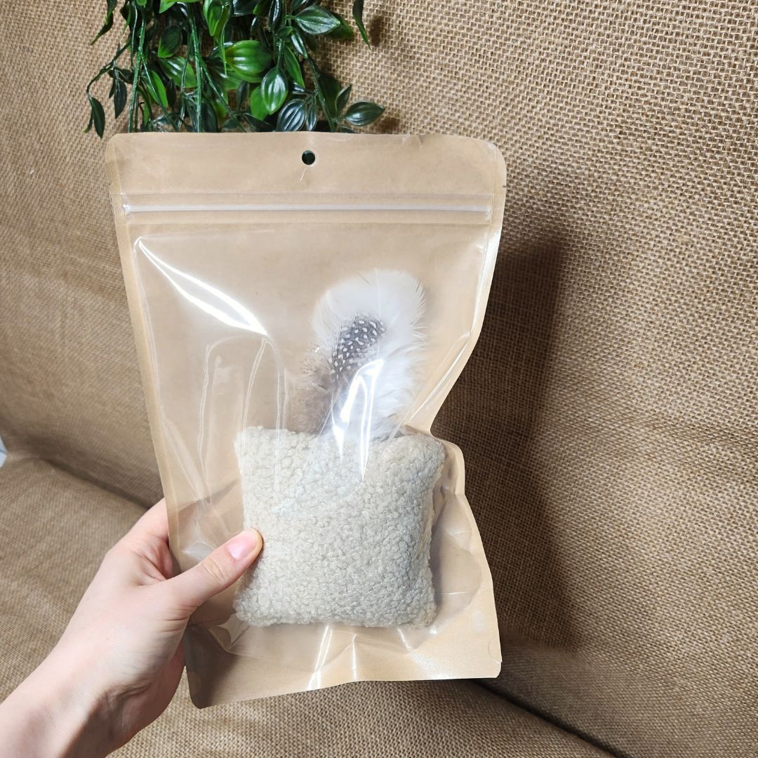 WATERPROOF Coral Frog Cushion
