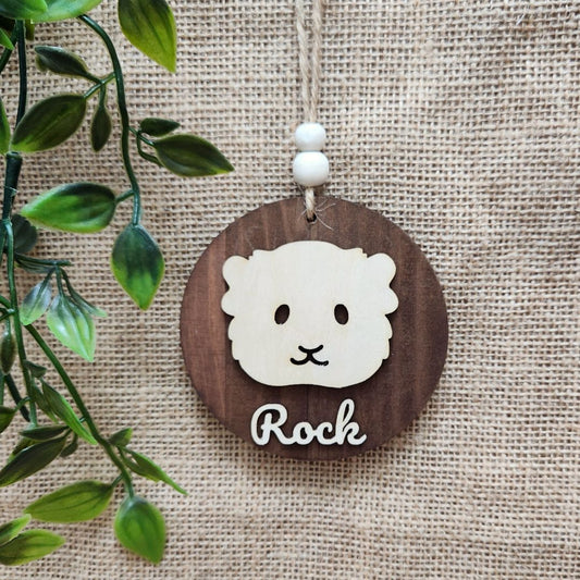 Suspension ronde cochon d'inde - Personnalisée (Bois foncé)