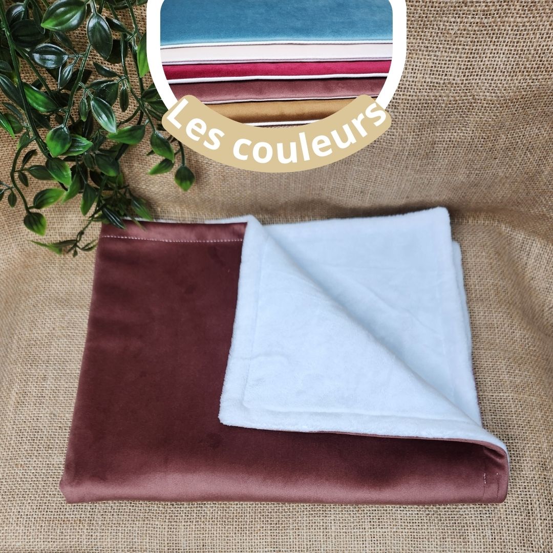 Couverture Velours lisse et polaire effet fourrure blanche