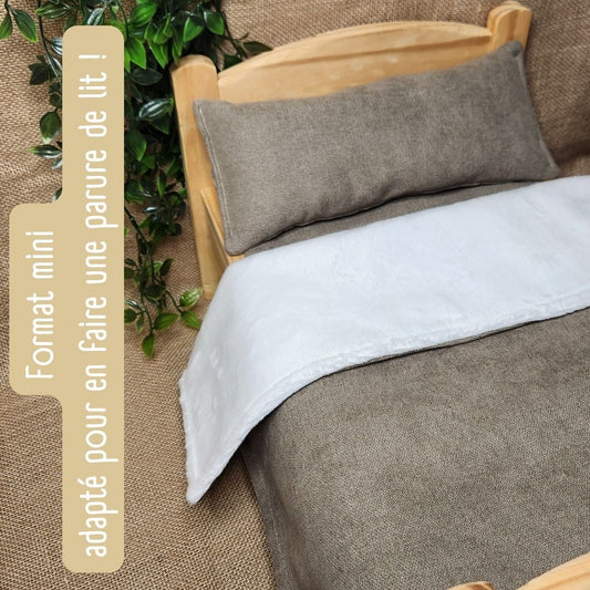 Couverture Nid d'abeille et polaire effet fourrure blanche