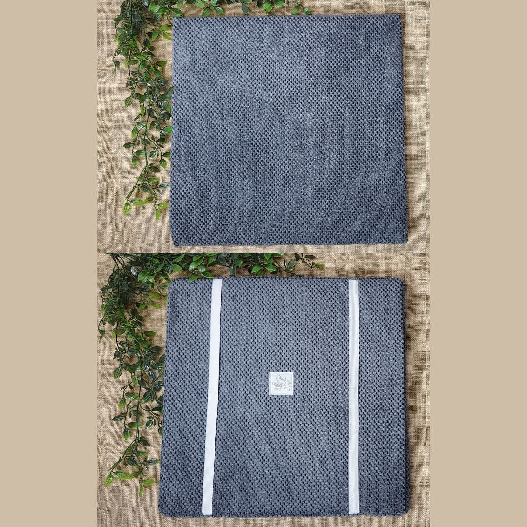 Kikkerkussen in eucalyptus fluweel WATERPROOF