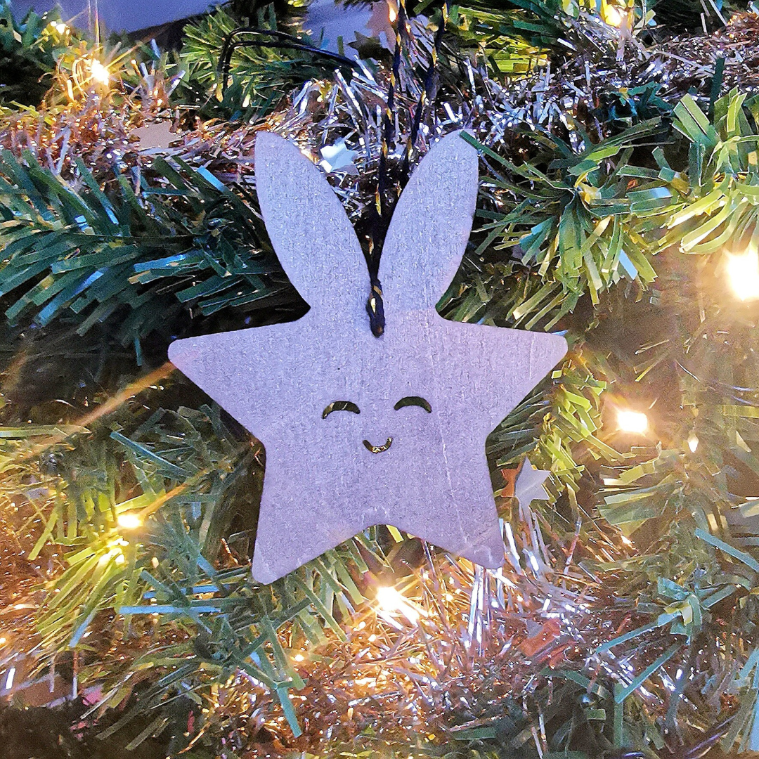 Wooden Christmas suspension - Lapinesque snowman! (Dark wood)