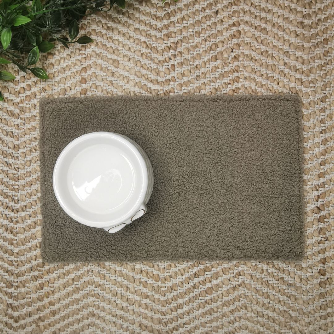 Waterproof Cat Bowl Mat - Thread Embroidered