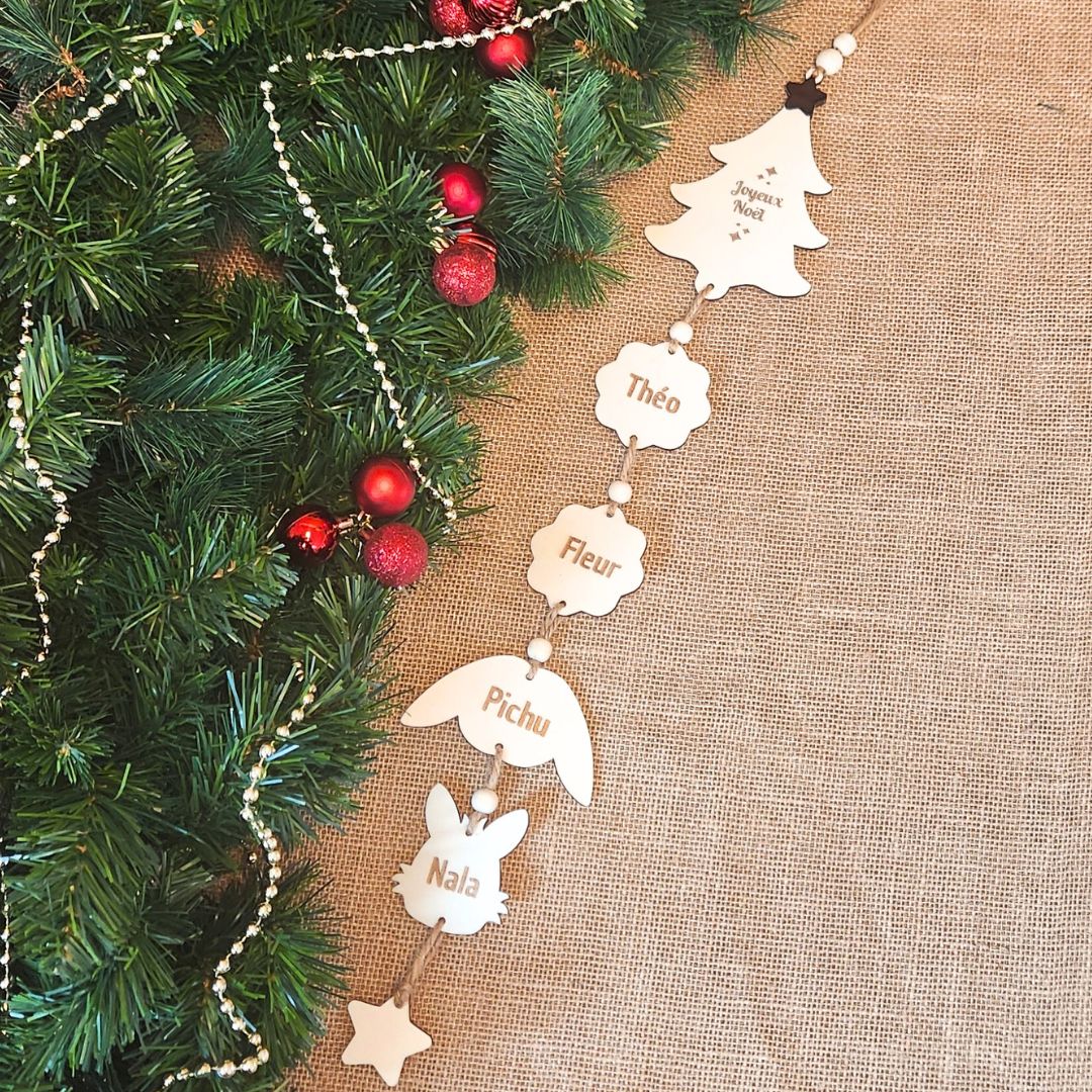 Suspension en bois - Ma petite famille - Édition de Noël