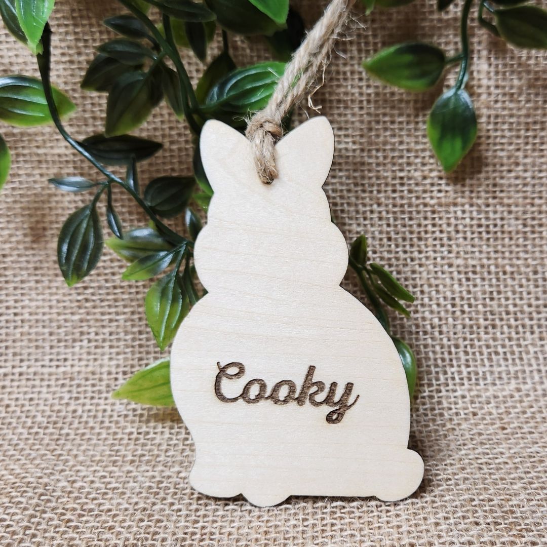 Suspension lapin - Bois clair avec gravure personnalisée