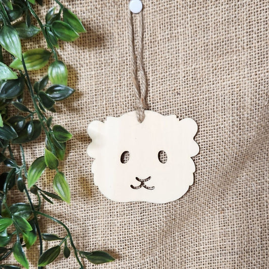 Suspension Tête de cochon d'inde (Bois clair ou foncé)