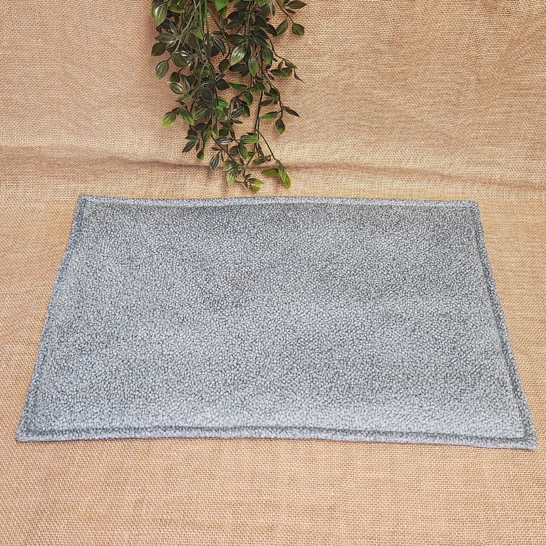 Tapis à gamelle IMPERMEABLE - Velours alvéolé