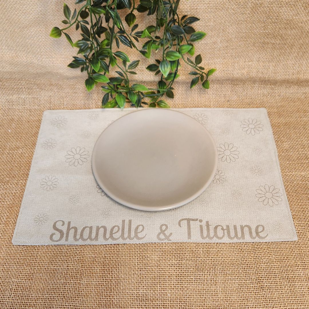 Waterproof Cat Bowl Mat - Thread Embroidered