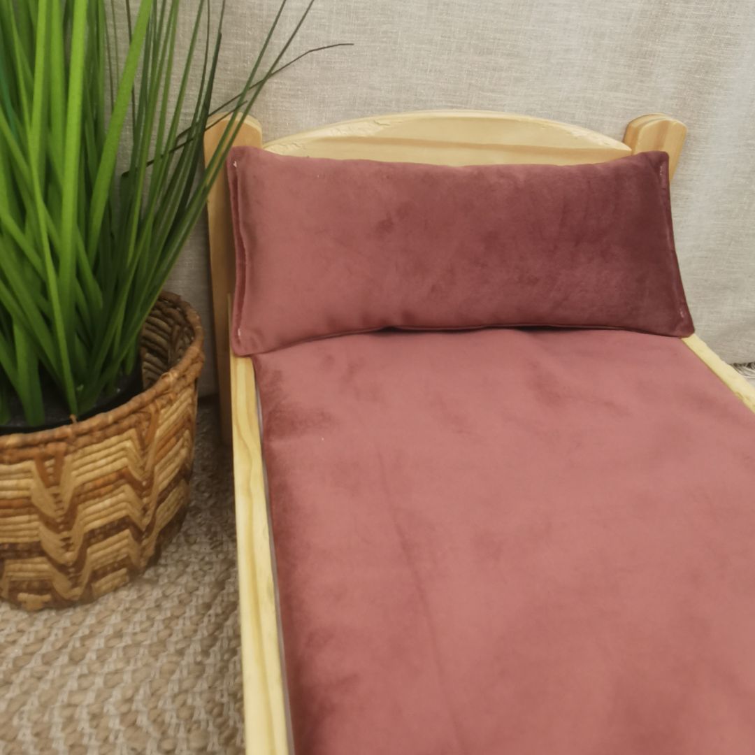 Ensemble lit IKEA - Coussin + Tapis imperméable Velours lisse prune