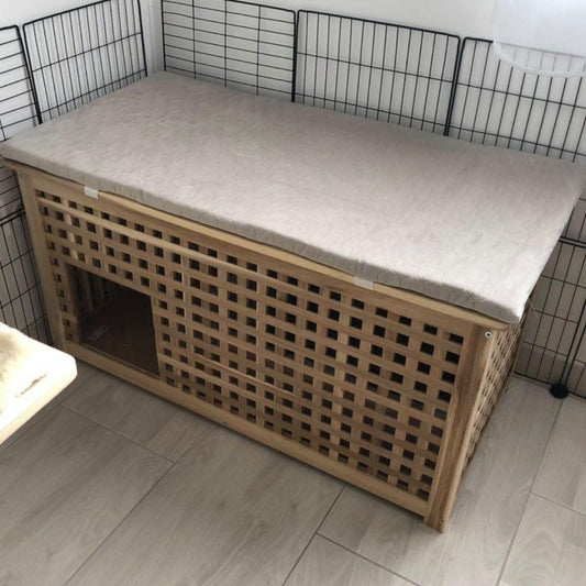 Frog cushion in eucalyptus velvet WATERPROOF