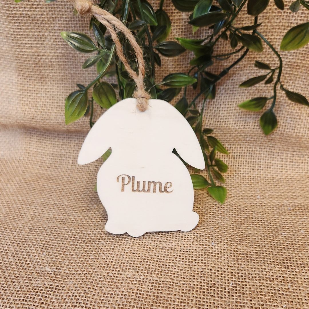 Suspension lapin - Bois clair avec gravure personnalisée