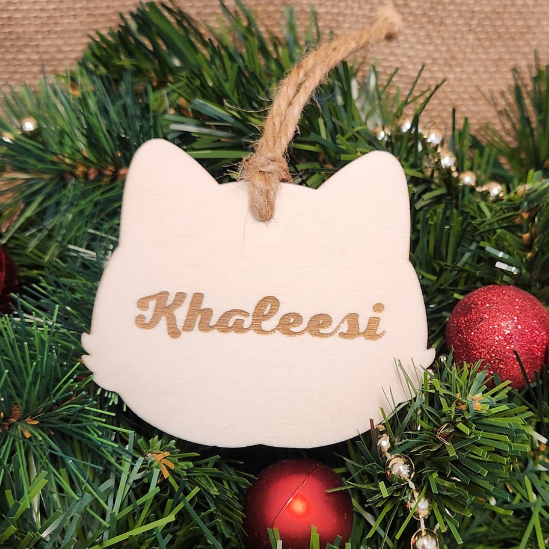 Suspension chat - Bois clair avec gravure personnalisée