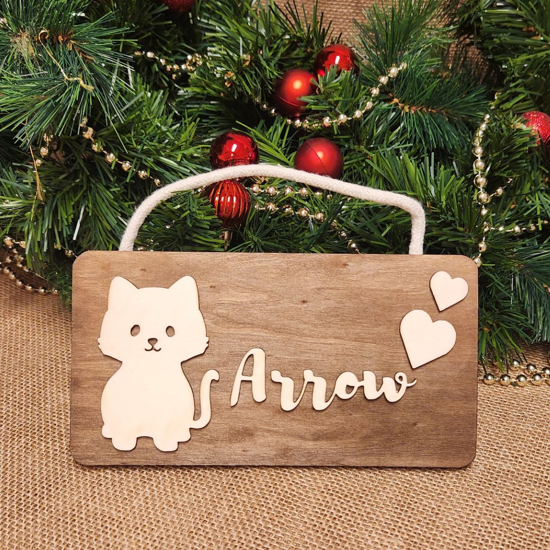 Pancarte rectangulaire personnalisée chat - Plusieurs illustrations possibles (Bois foncé)